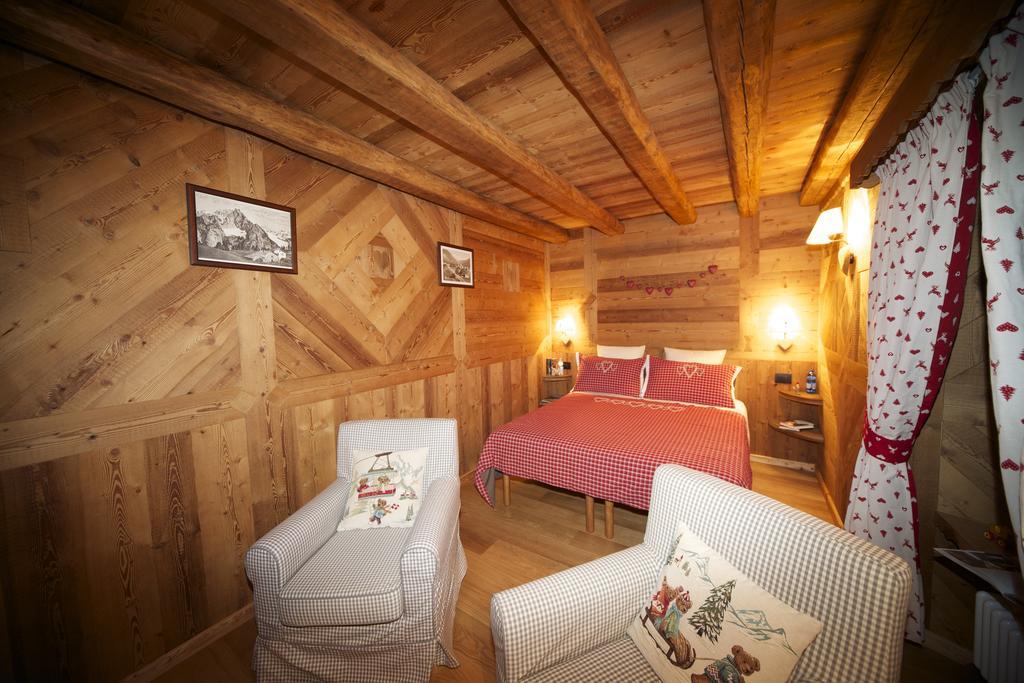 La Maison Du Seigneur La Salle Pokoj fotografie